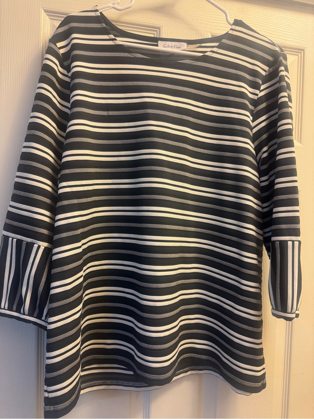 Calvin Klein Black and White Striped Long Sleeve Top size XL great condition
